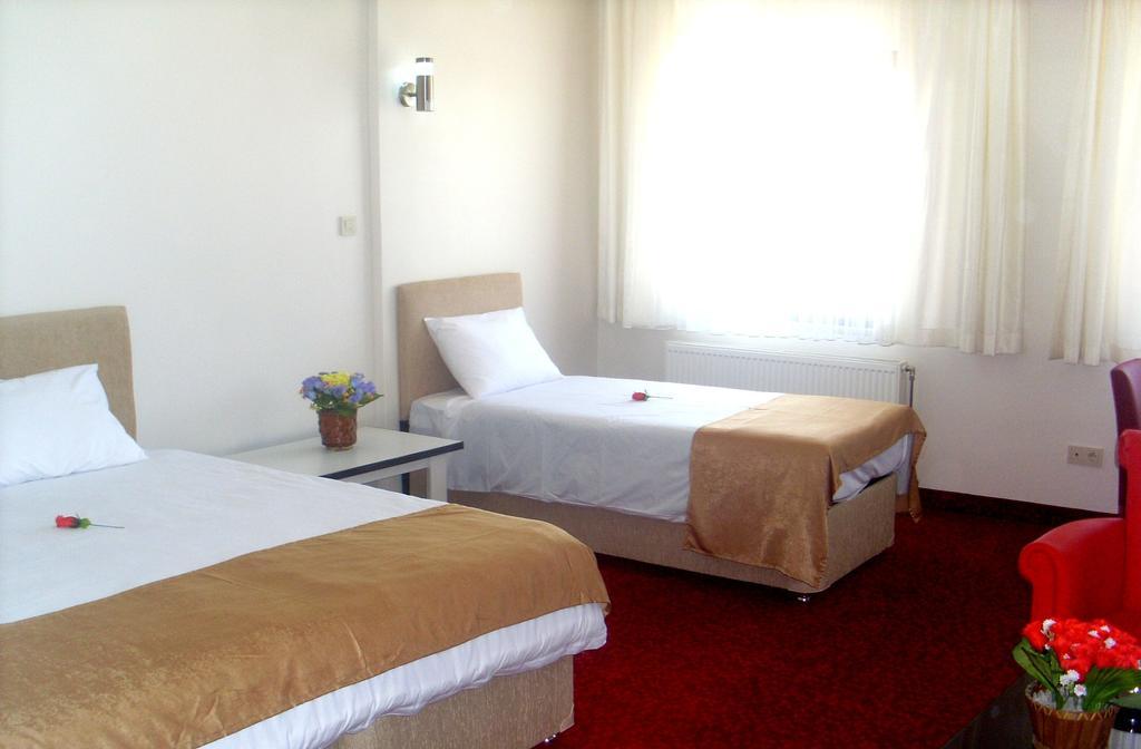 Butik Ertur Hotel Doğubayazıt Szoba fotó